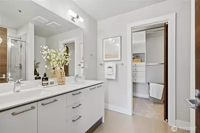 522 Glacier Walk SE, Sammamish, WA 98074 - Photo 18