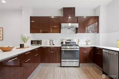 522 Glacier Walk SE, Sammamish, WA 98074 - Photo 12