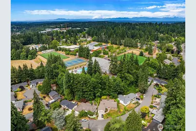 4255 135th Place SE, Bellevue, WA 98006 - Photo 34
