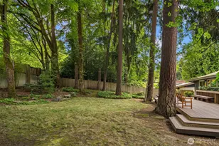4255 135th Pl SE, Bellevue, WA 98006 - Photo 32