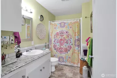 1118 W Cascade Avenue, Moses Lake, WA 98837 - Photo 12