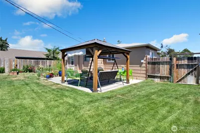 1118 W Cascade Avenue, Moses Lake, WA 98837 - Photo 32