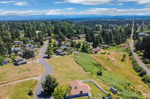 4022 151st St E, Tacoma, WA 98446 - Photo 4