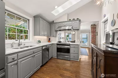 3810 Forest Beach Drive NW, Gig Harbor, WA 98335 - Photo 16