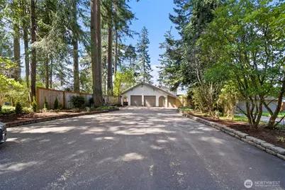 3810 Forest Beach Drive NW, Gig Harbor, WA 98335 - Photo 2