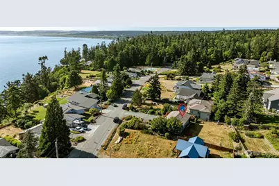 1801 Seaview Avenue, Coupeville, WA 98239 - Photo 4