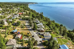 1801 Seaview Ave, Coupeville, WA 98239 - Photo 2