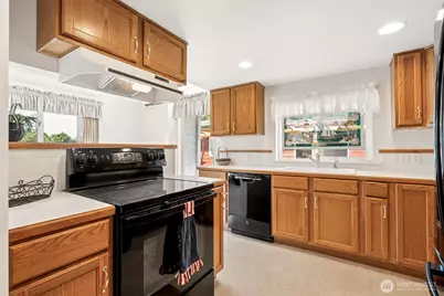 605 E Chance A La Mer NE, Ocean Shores, WA 98569 - Photo 12