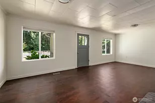 6350 Brighton Beach Rd, Clinton, WA 98236 - Photo 4