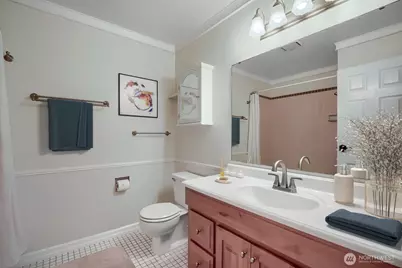 1220 6th Avenue S #B301, Edmonds, WA 98020 - Photo 10