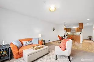 9517 35th Ave NE, Seattle, WA 98115 - Photo 6