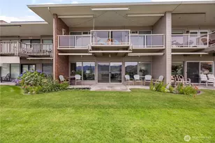301 S 3rd St, Chelan, WA 98816 - Photo 2