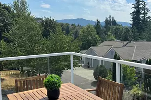 22760 SE 43rd Ct, Issaquah, WA 98029 - Photo 2