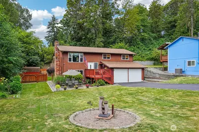 553 S 111th Street, Seattle, WA 98168 - Photo 4