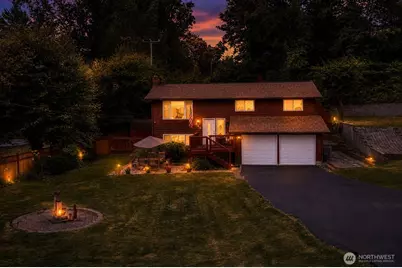 553 S 111th Street, Seattle, WA 98168 - Photo 2