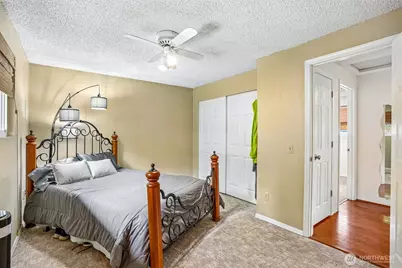553 S 111th Street, Seattle, WA 98168 - Photo 20
