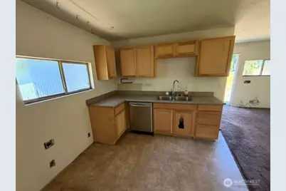 11401 203rd Avenue E, Bonney Lake, WA 98391 - Photo 10