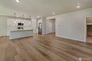 18216 37th Ave Ct E, Tacoma, WA 98446 - Photo 12