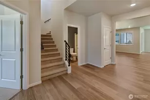 18216 37th Ave Ct E, Tacoma, WA 98446 - Photo 4
