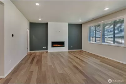 18216 37 Avenue Ct E, Tacoma, WA 98446 - Photo 10