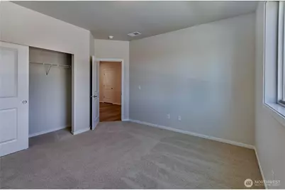 18216 37 Avenue Ct E, Tacoma, WA 98446 - Photo 6