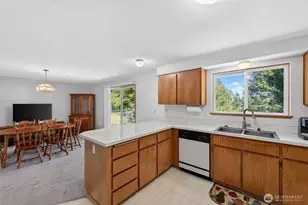 21619 185th St E, Orting, WA 98360 - Photo 18