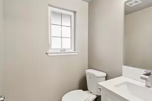 4040 S Warner St, Tacoma, WA 98409 - Photo 4