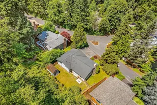 8830 Shell Pl, Edmonds, WA 98026 - Photo 36