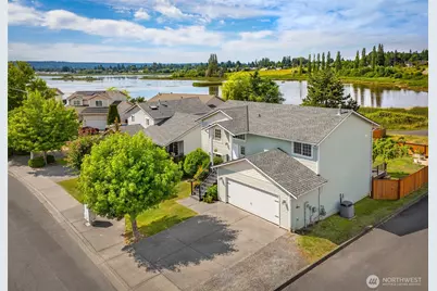 6015 52nd Street NE, Marysville, WA 98270 - Photo 2