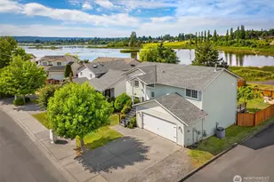6015 52nd St NE, Marysville, WA 98270 - Photo 2