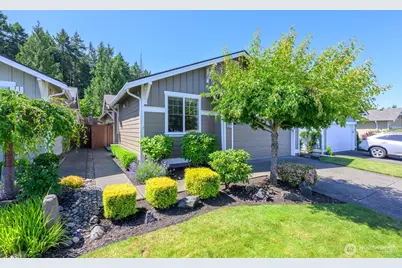 8313 Bainbridge Loop NE, Lacey, WA 98516 - Photo 2