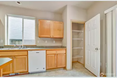2426 Stafford Way, Bothell, WA 98012 - Photo 16