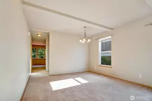 2426 Stafford Way, Bothell, WA 98012 - Photo 4