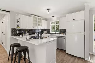9006 210th Pl NE, Redmond, WA 98053 - Photo 10