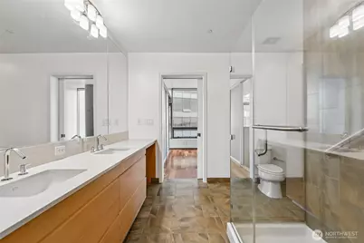 2033 2nd Avenue #2008, Seattle, WA 98121 - Photo 24
