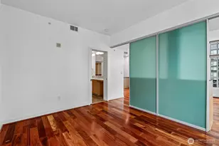 2033 2nd Ave, Seattle, WA 98121 - Photo 18