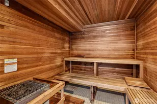 2033 2nd Ave, Seattle, WA 98121 - Photo 40