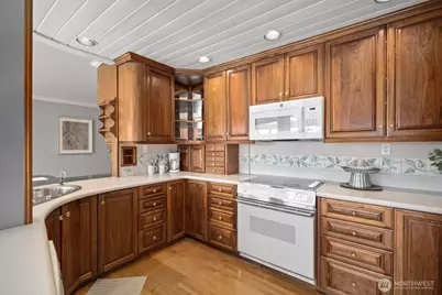 6899 Navajo Trail NE, Bremerton, WA 98311 - Photo 14