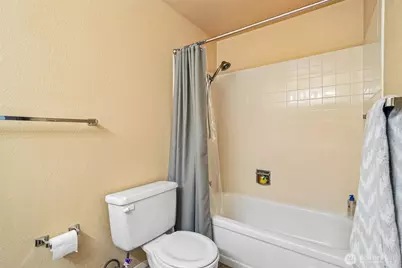 23301 Lakeview Drive #A101, Mountlake Terrace, WA 98043 - Photo 16