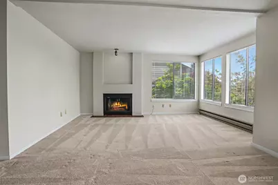 7518 24th Avenue NW #301, Seattle, WA 98117 - Photo 8