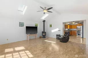 38505 SE 86th Pl, Snoqualmie, WA 98065 - Photo 18