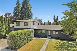 8209 NE 144th St, Kirkland, WA 98034 - Photo 32