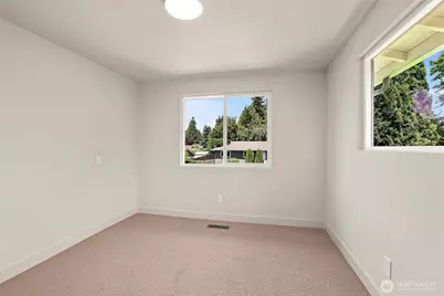 8209 NE 144th Street, Kirkland, WA 98034 - Photo 22
