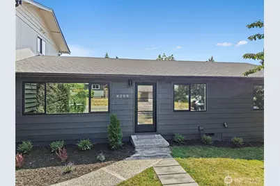 8209 NE 144th Street, Kirkland, WA 98034 - Photo 2