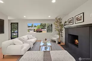 8209 NE 144th St, Kirkland, WA 98034 - Photo 4