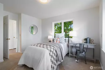 5716 Ann Arbor Avenue NE, Seattle, WA 98105 - Photo 20