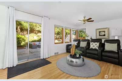 12112 25th Ave SW, Burien, WA 98146 - Photo 10