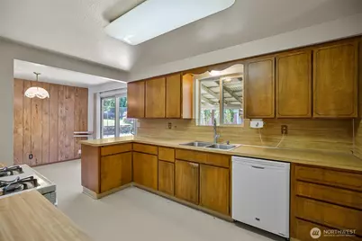 10520 20th Street SE, Lake Stevens, WA 98258 - Photo 18