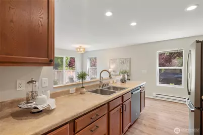 2429 104th Avenue SE, Lake Stevens, WA 98258 - Photo 8