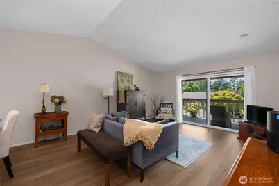 1311 N Highlands Parkway #1, Tacoma, WA 98406 - Photo 6